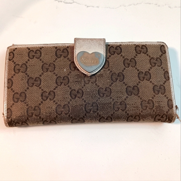Gucci Handbags - Gucci Long Wallet GG Canvas Beige White
